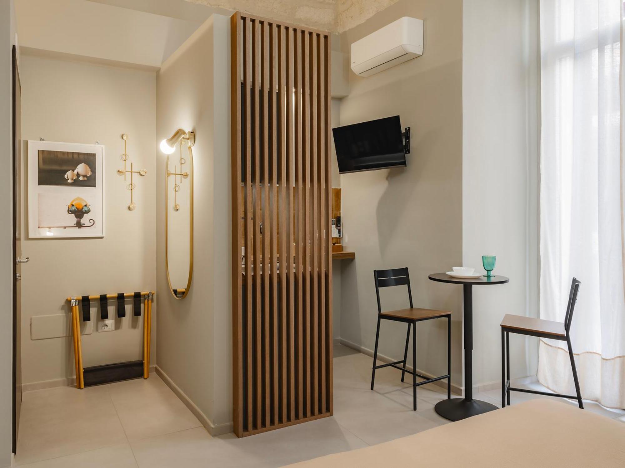 Almica24 Guest house