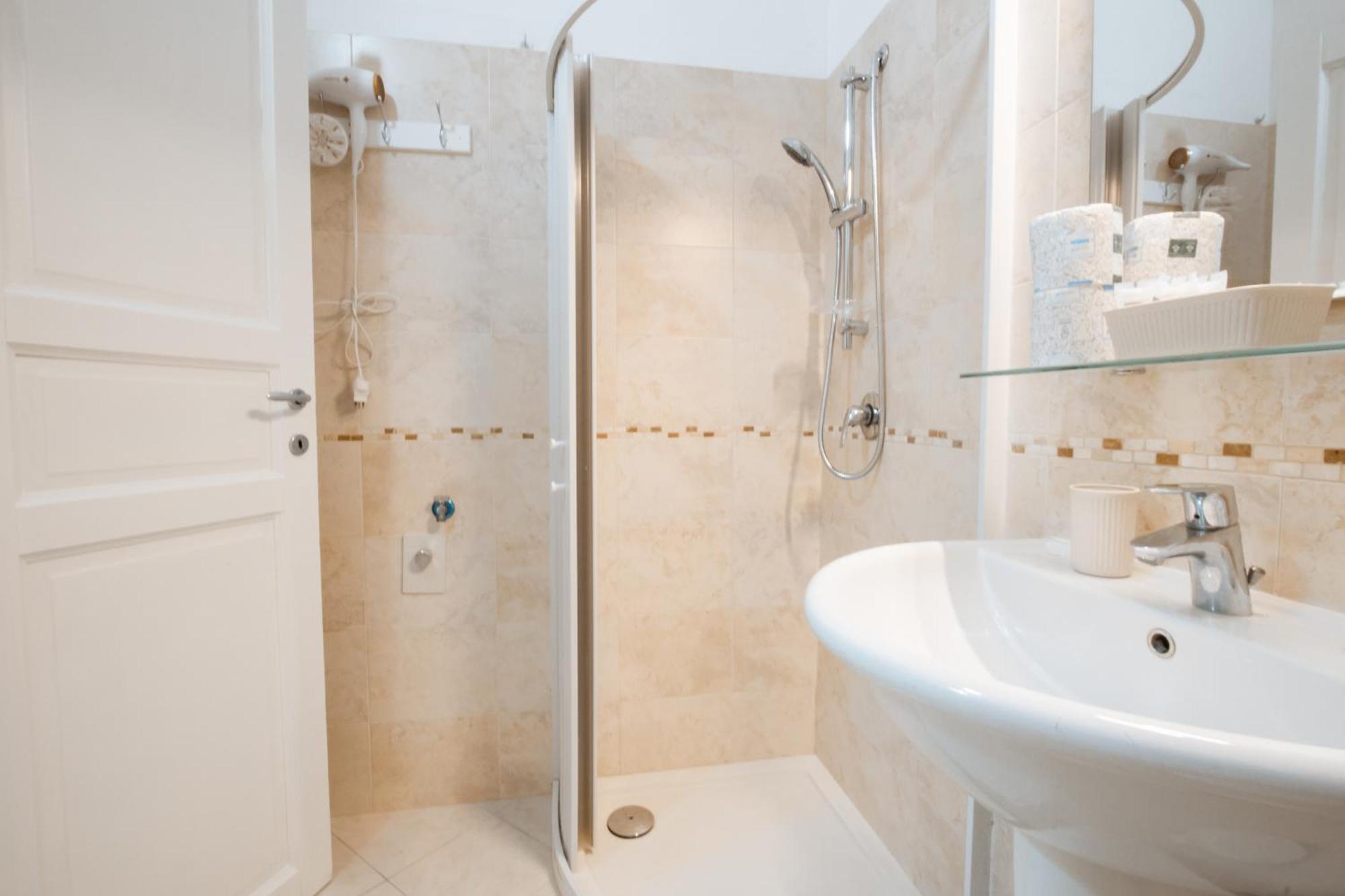 Apartament Krisa *
