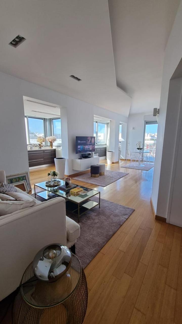 Apartment Attico Reale In Centro Tra Stazione & Centro Storico Bari