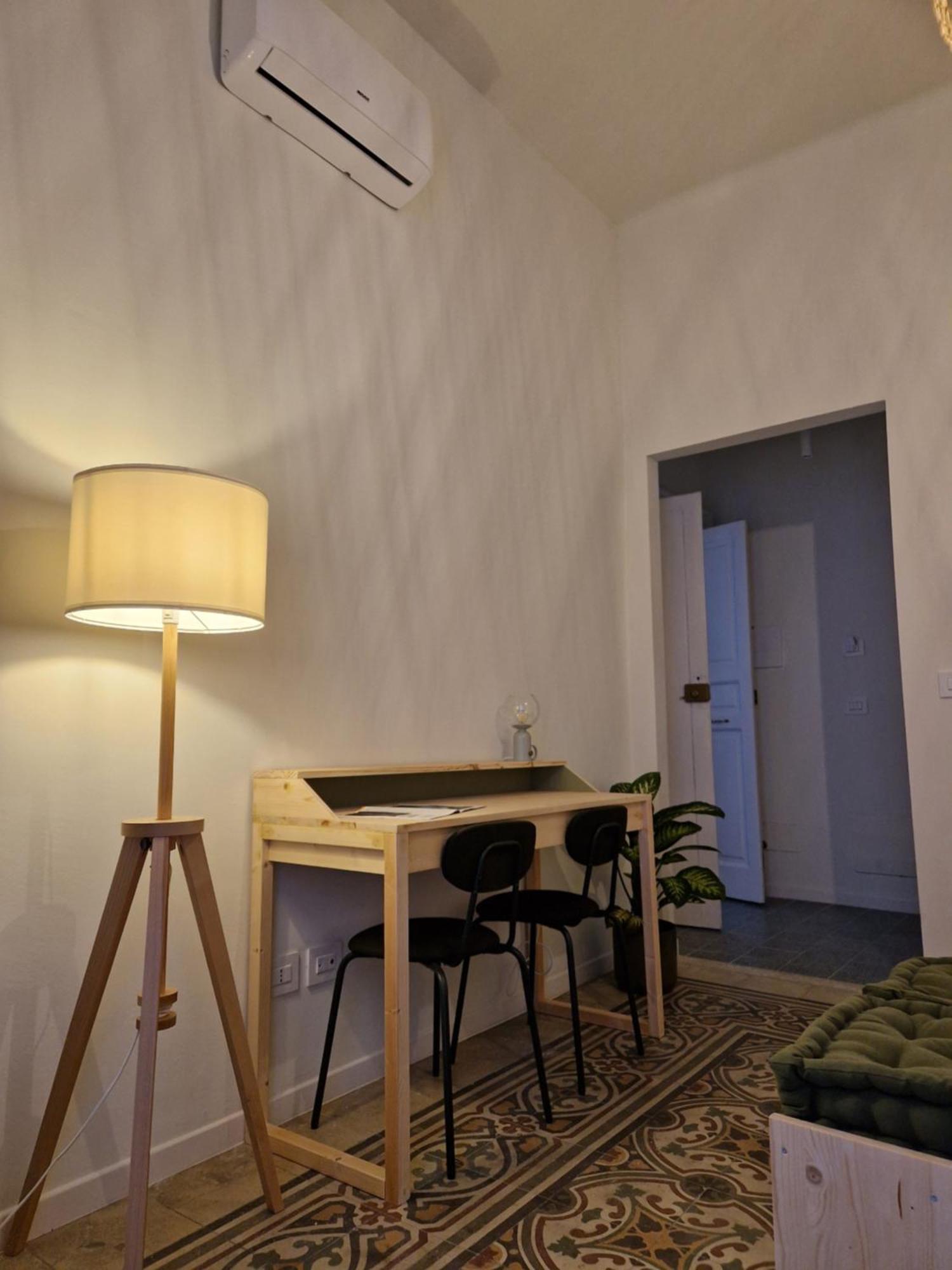 Lostabile & Coworking Guest house *