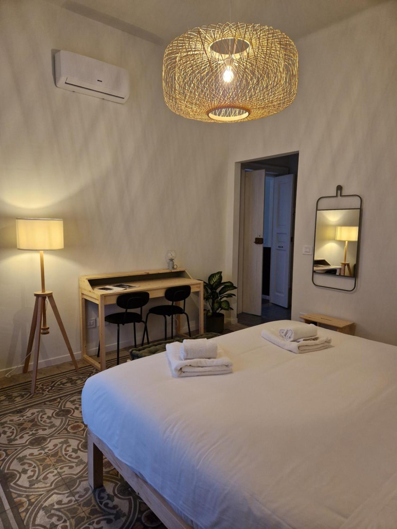 Lostabile & Coworking Guest house
