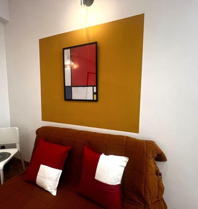 Mondrian-bozzi 59 Apartment