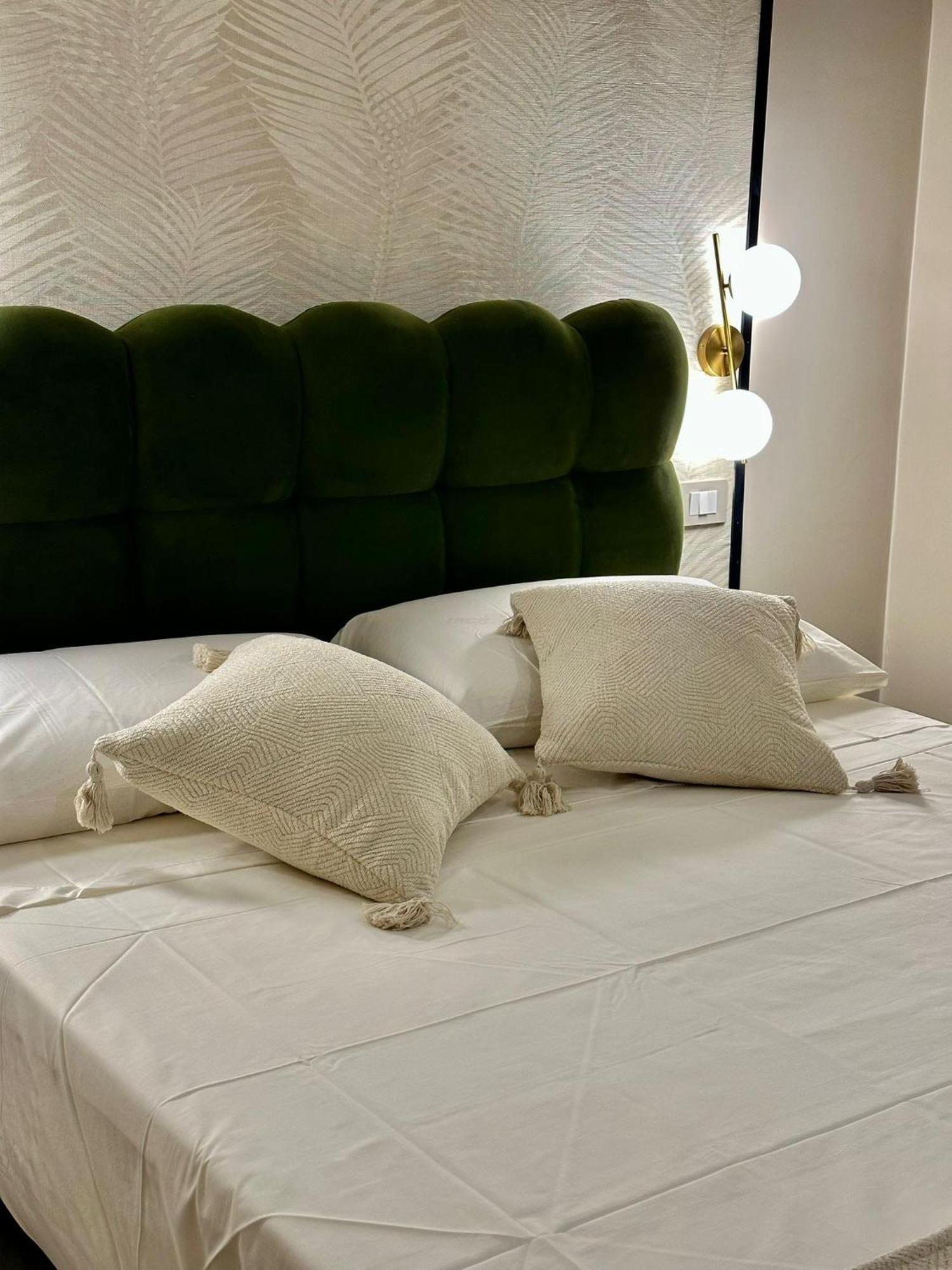 Golden Palm Bed & Breakfast Bari