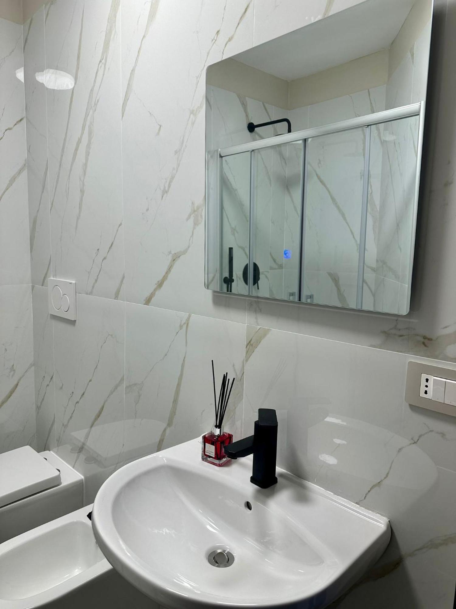 Golden Palm Bed & Breakfast Bari