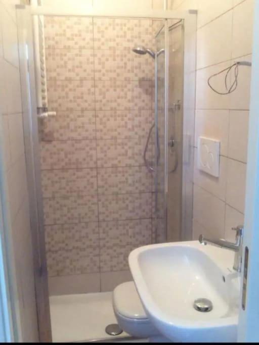 Apartament Second Floor - No Lift *