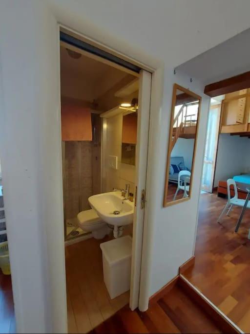 Second Floor - No Lift Apartment Bari