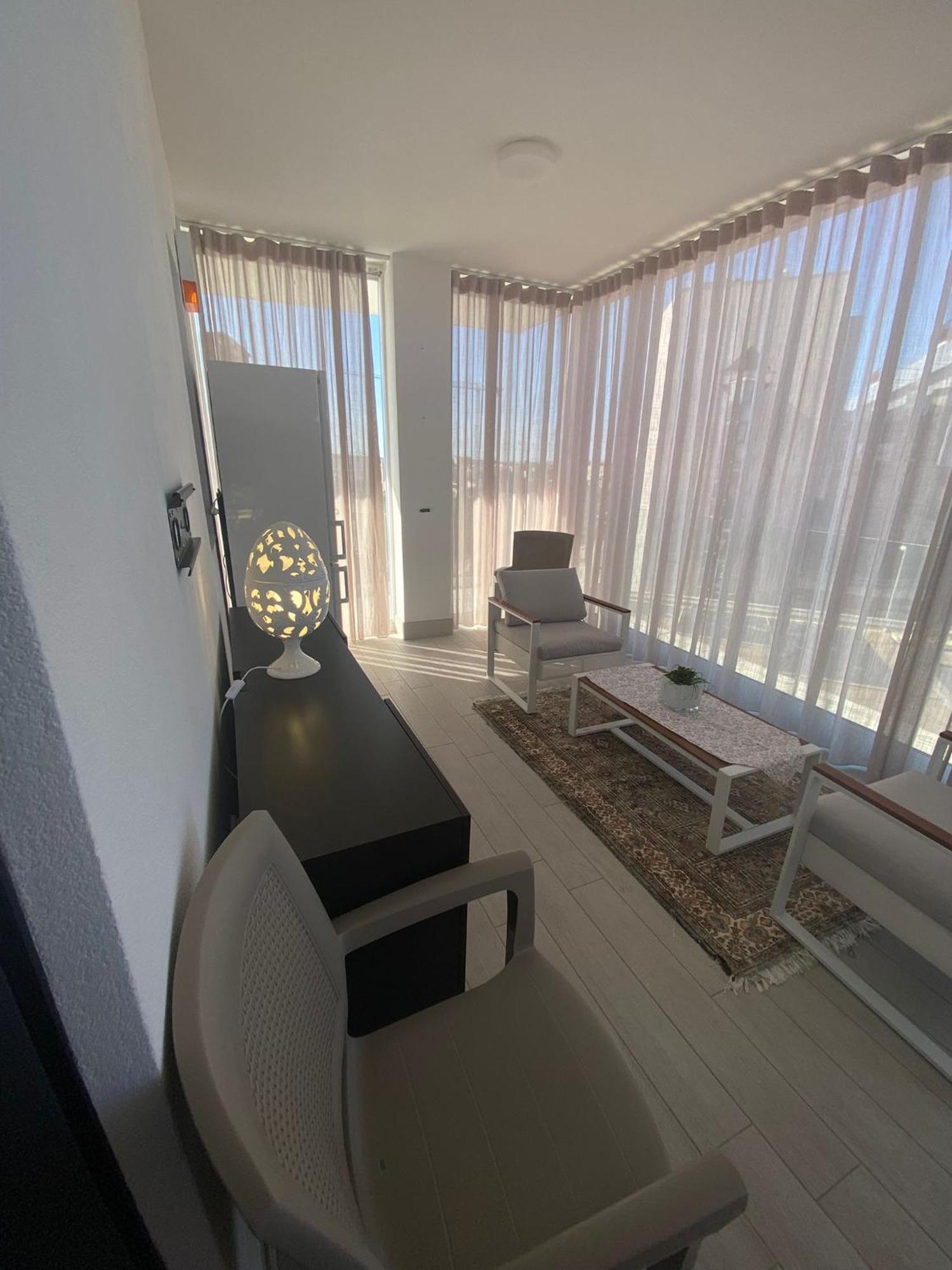 Carlos Palazzo Marisabella Guest house *