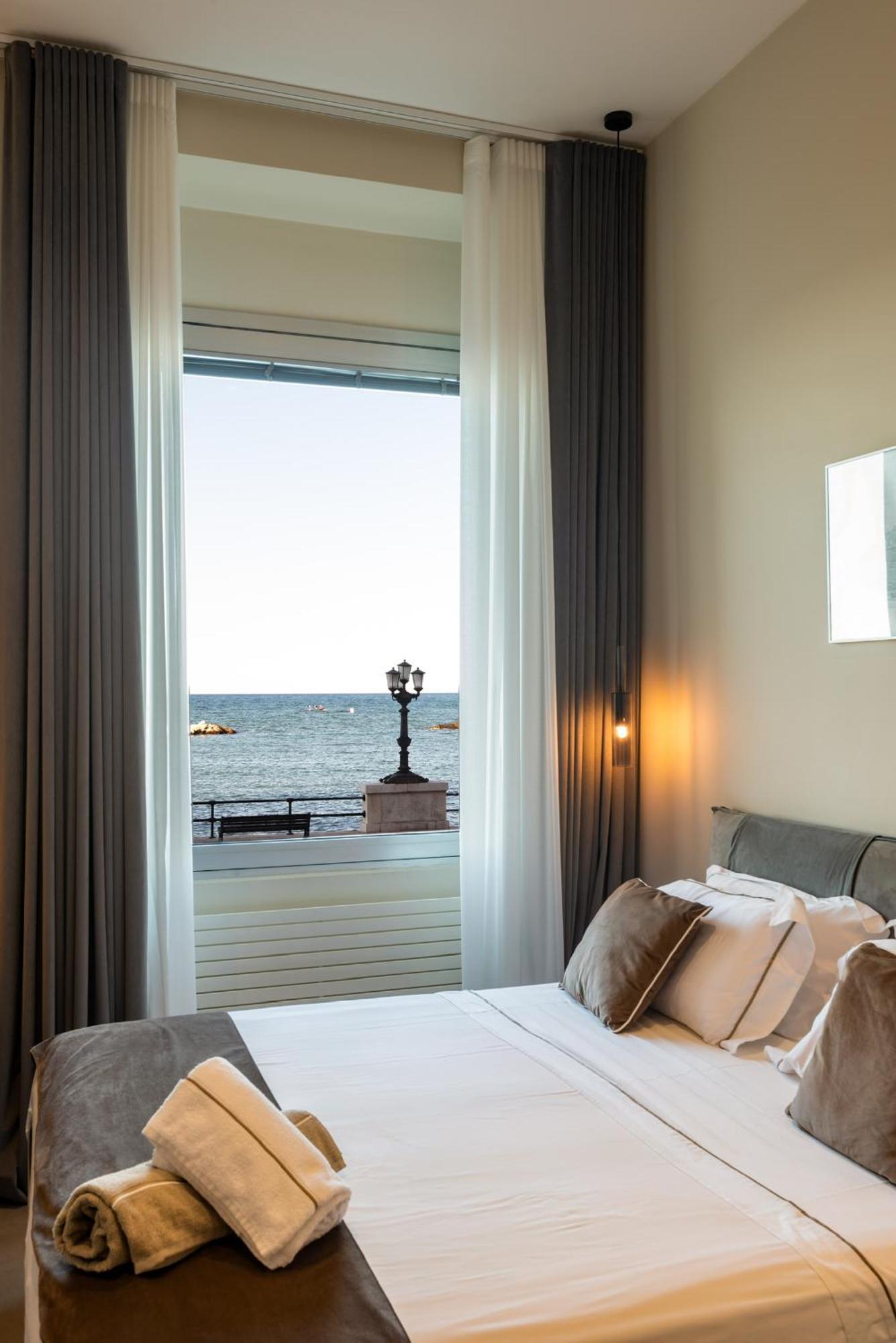 Alta Marea Apulia Sea View * Bari