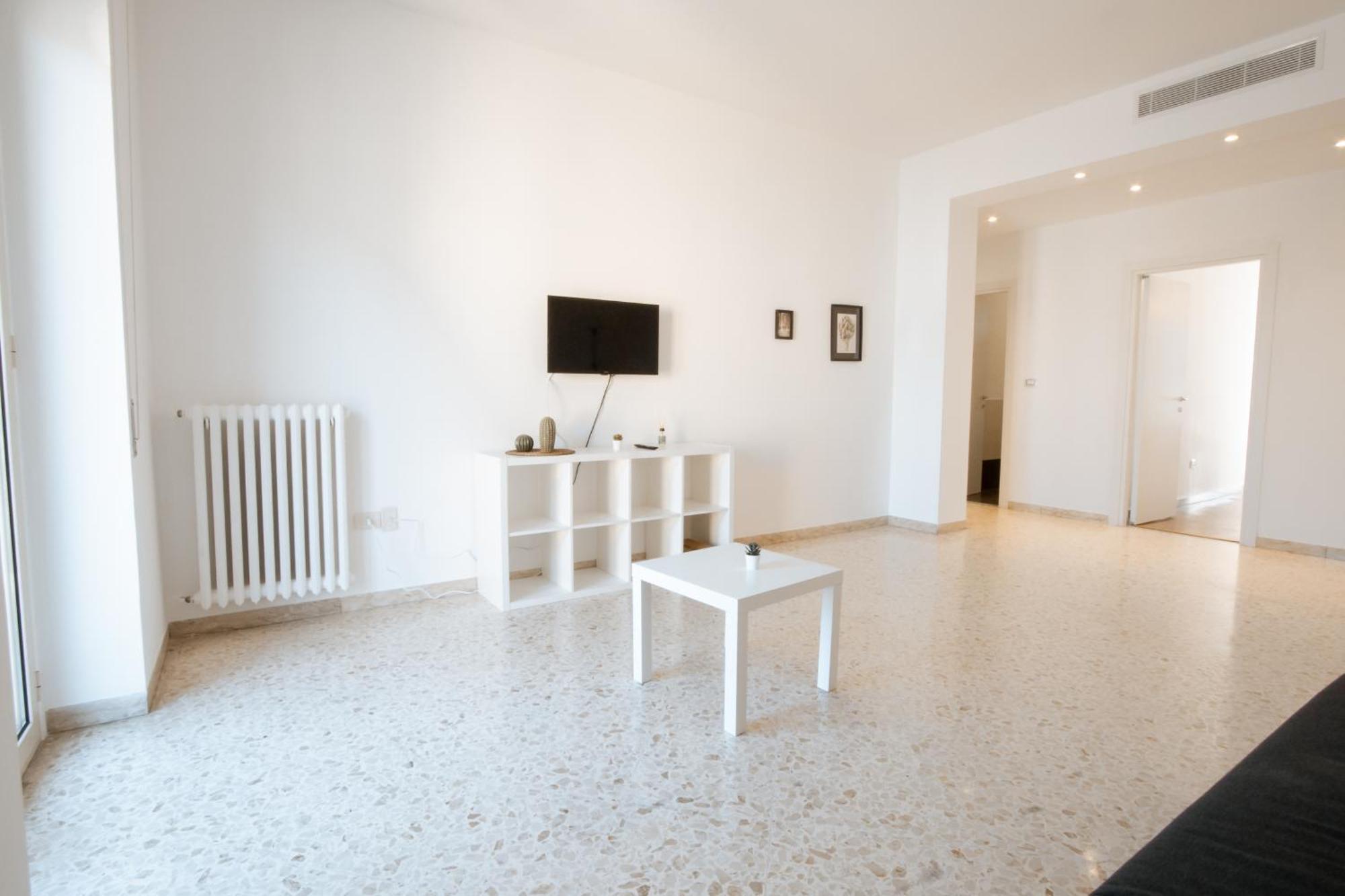 Redda Big House * Bari