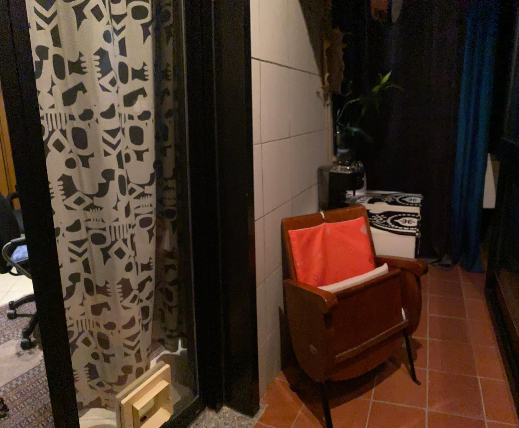 Anto Guest house