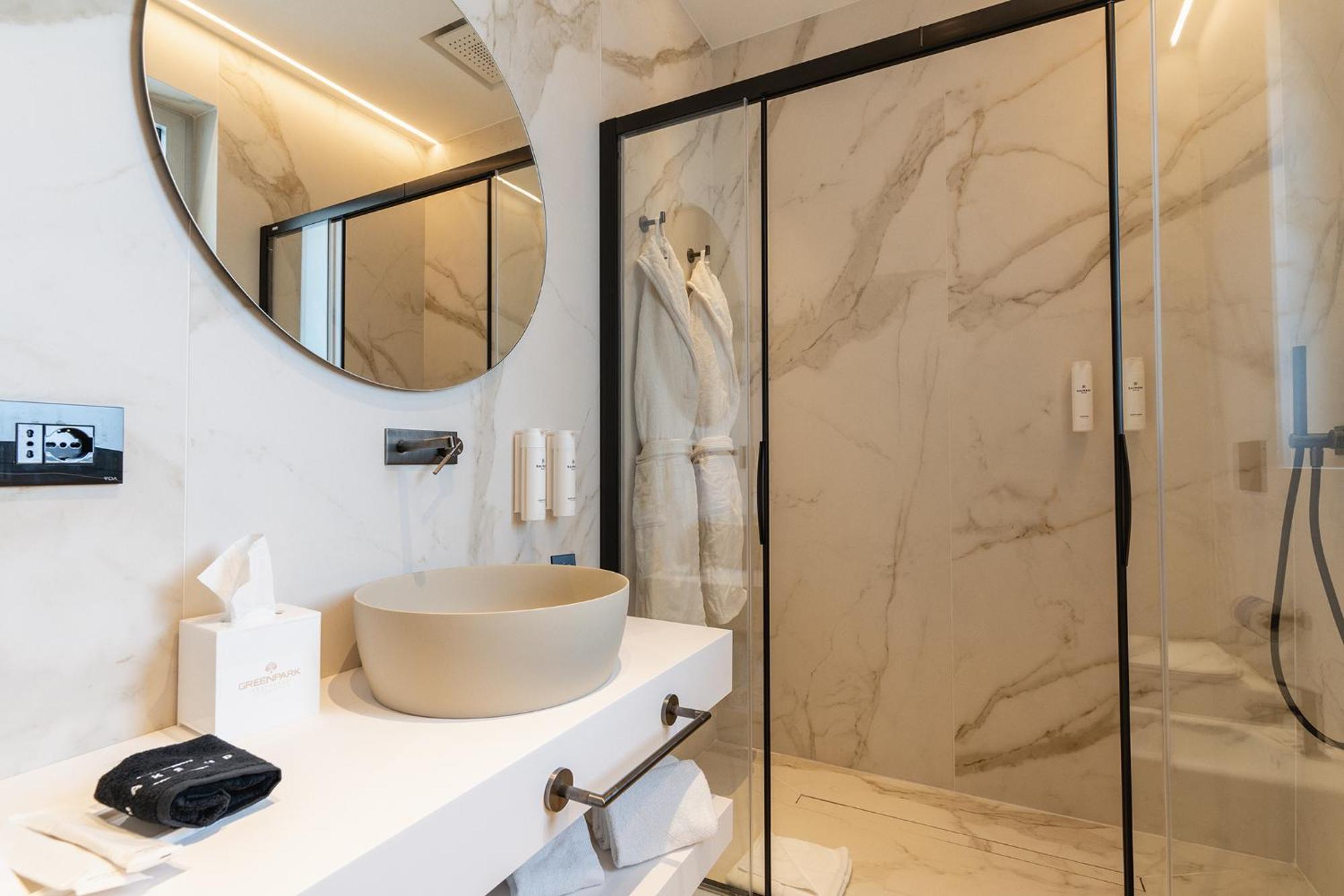 Park Penthouse & Pool - Heated Pool - Bed & Breakfast *