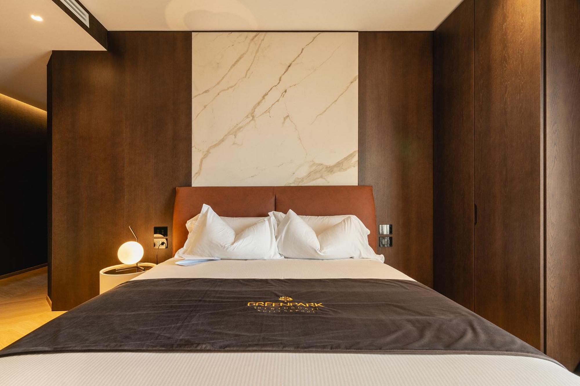 Park Penthouse & Pool - Heated Pool - Bed & Breakfast Bari