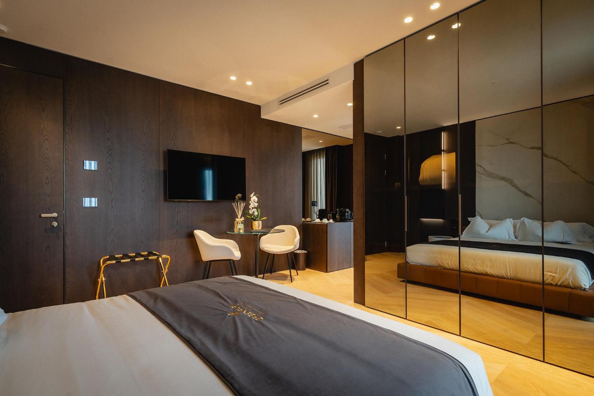 Park Penthouse & Pool - Heated Pool - Bed & Breakfast Bari