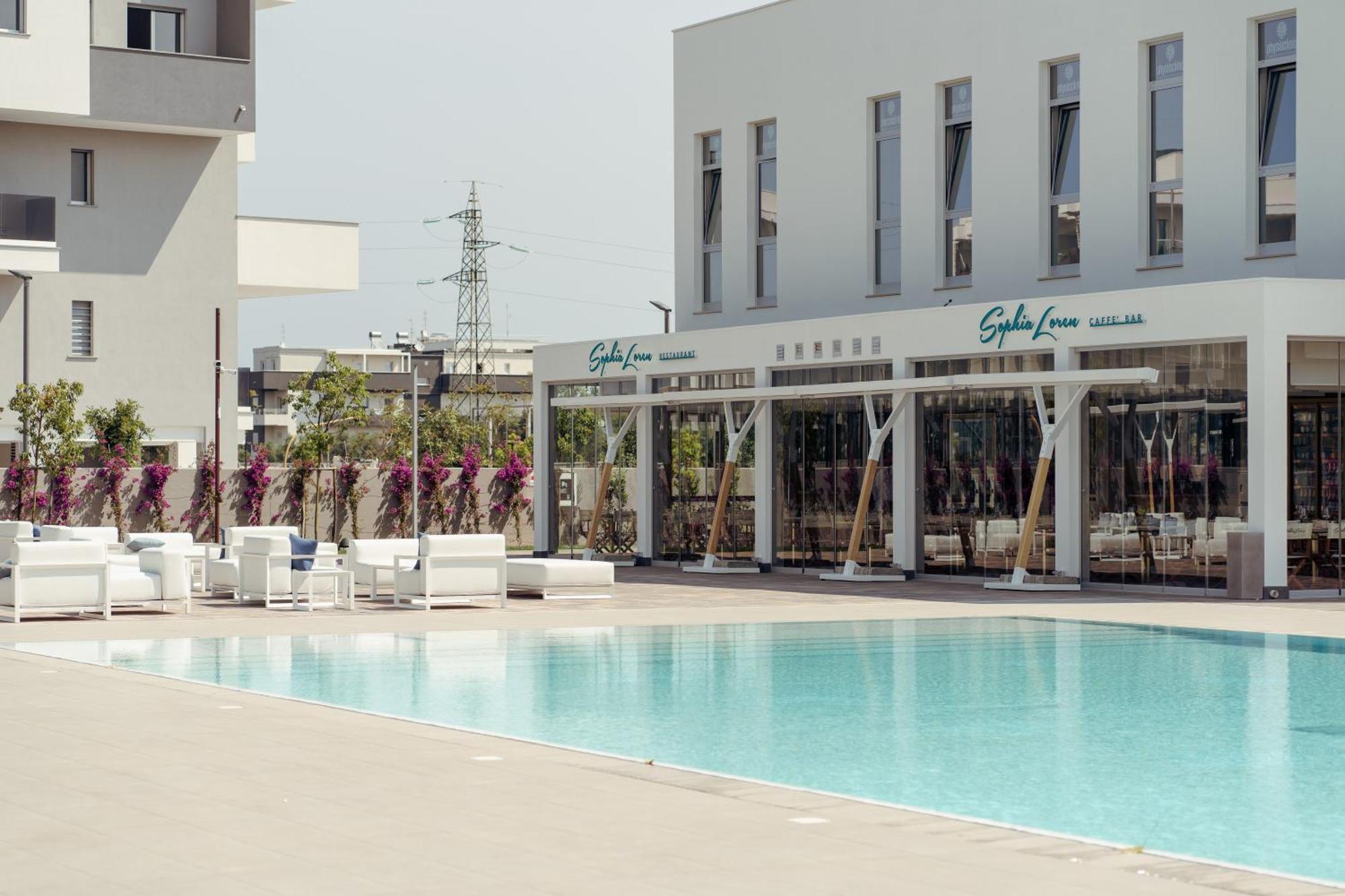 Bed & Breakfast Park Penthouse & Pool - Heated Pool - Bari