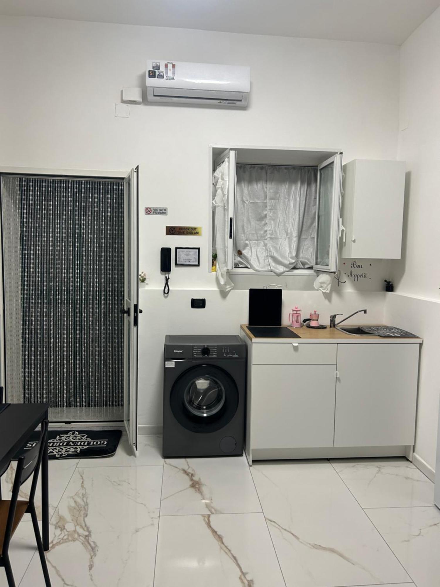 Apartment Golden Dreams Bari