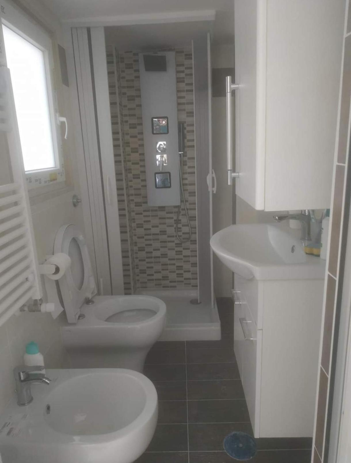 Appartement Dream House Toti - Near Railway Station Renewed