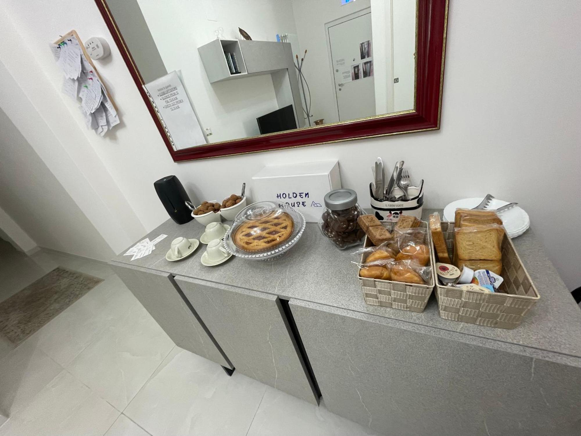 Holden House Frühstückspension Bari