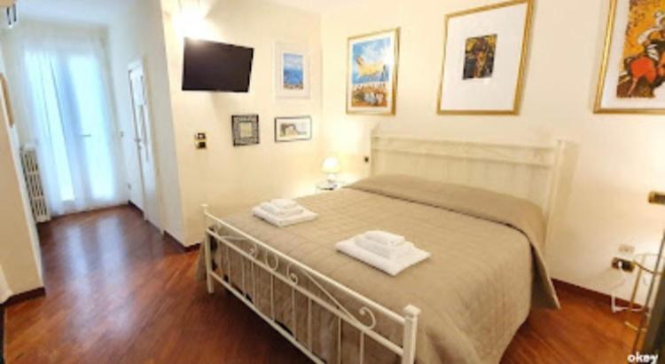 Araba Fenice - Centro * Bari