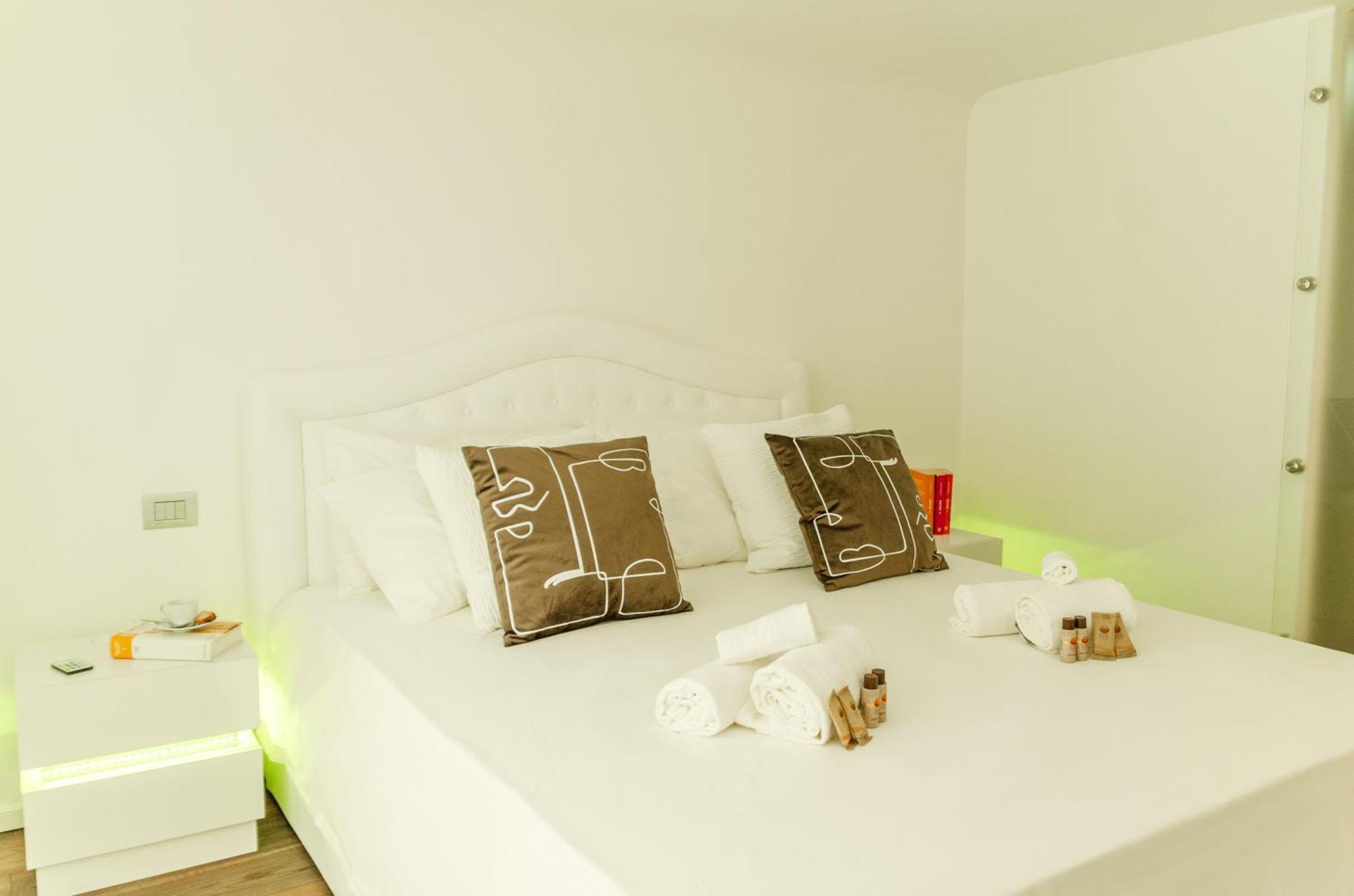 Apartament Apulialux - Design Loft W Sauna Near Vecchia Bari