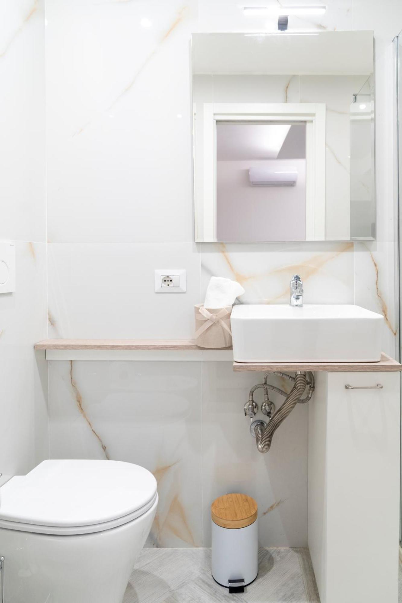 La Corte Homestay Bari