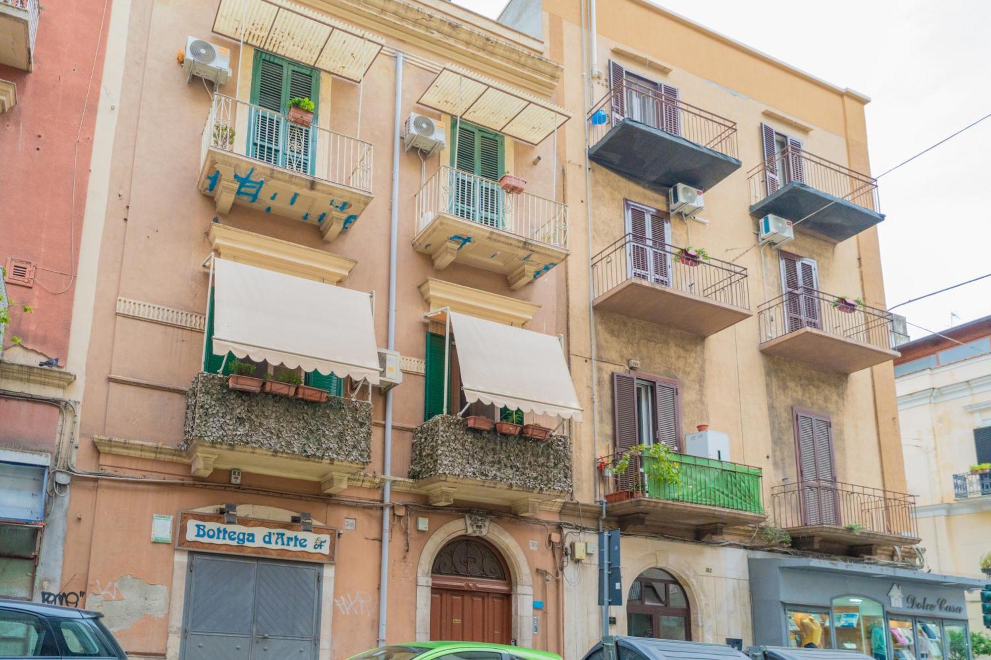 Dimora Dante 310 Apartman *