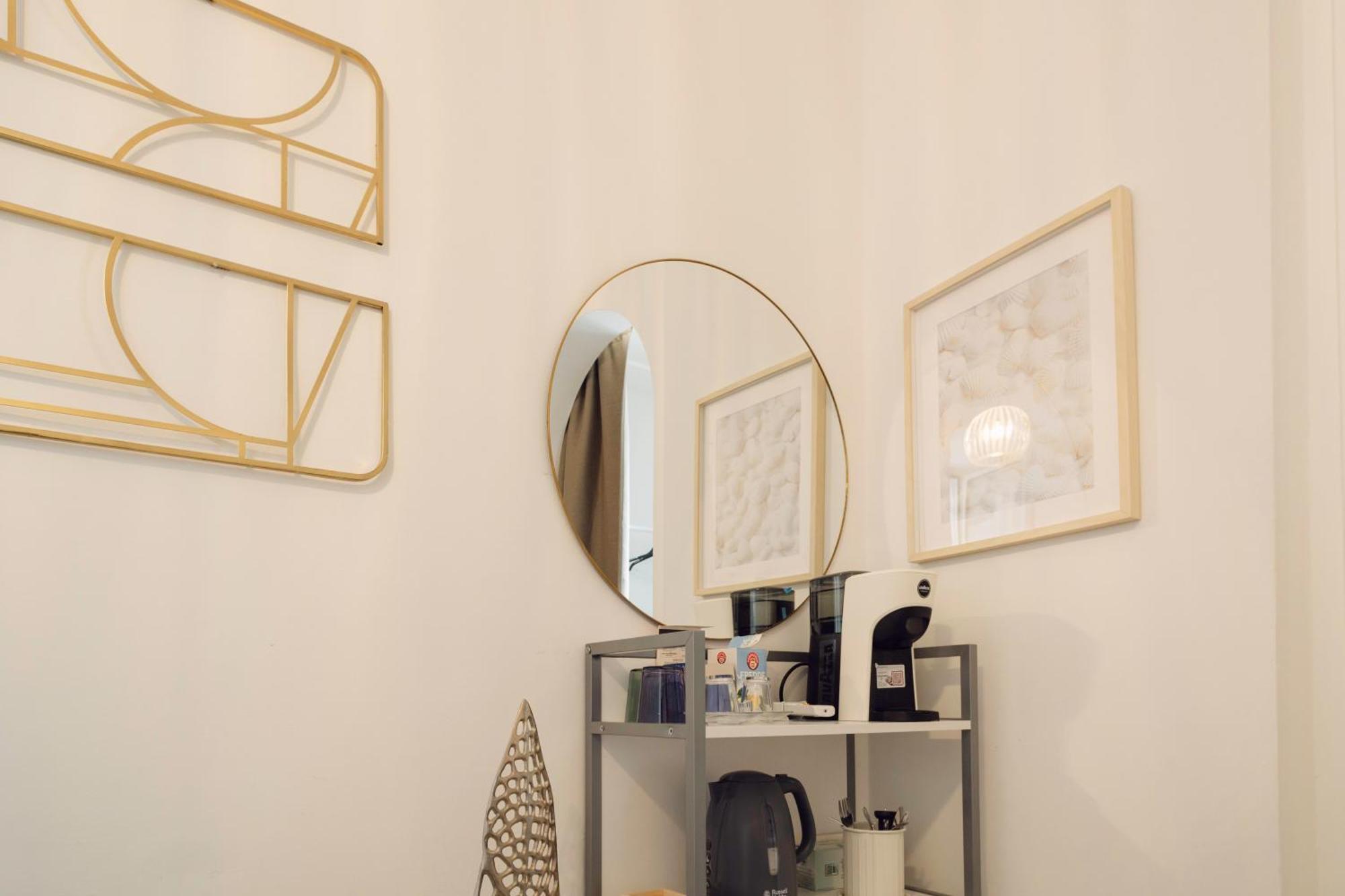 Peaceful Piccinni - - Apartment