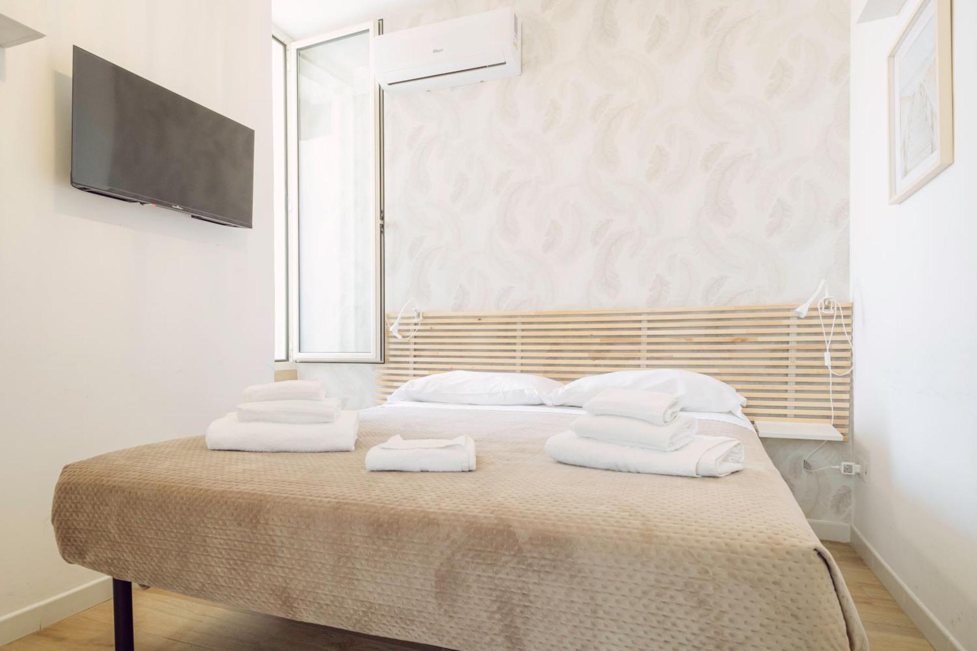 Peaceful Piccinni - - Apartment