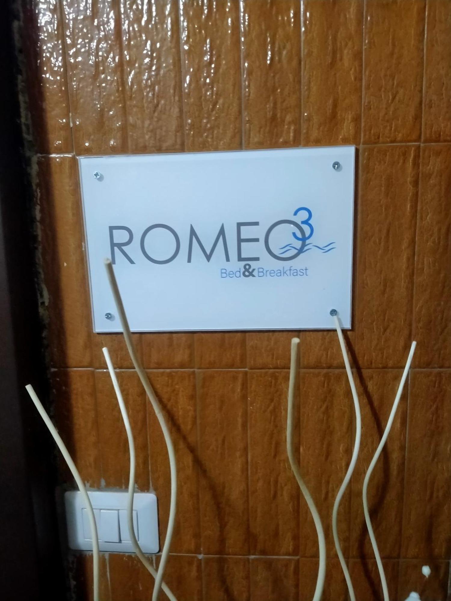Romeo 3 * Bari