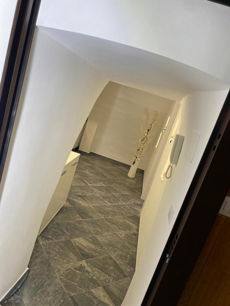 Romeo 3 Apartment