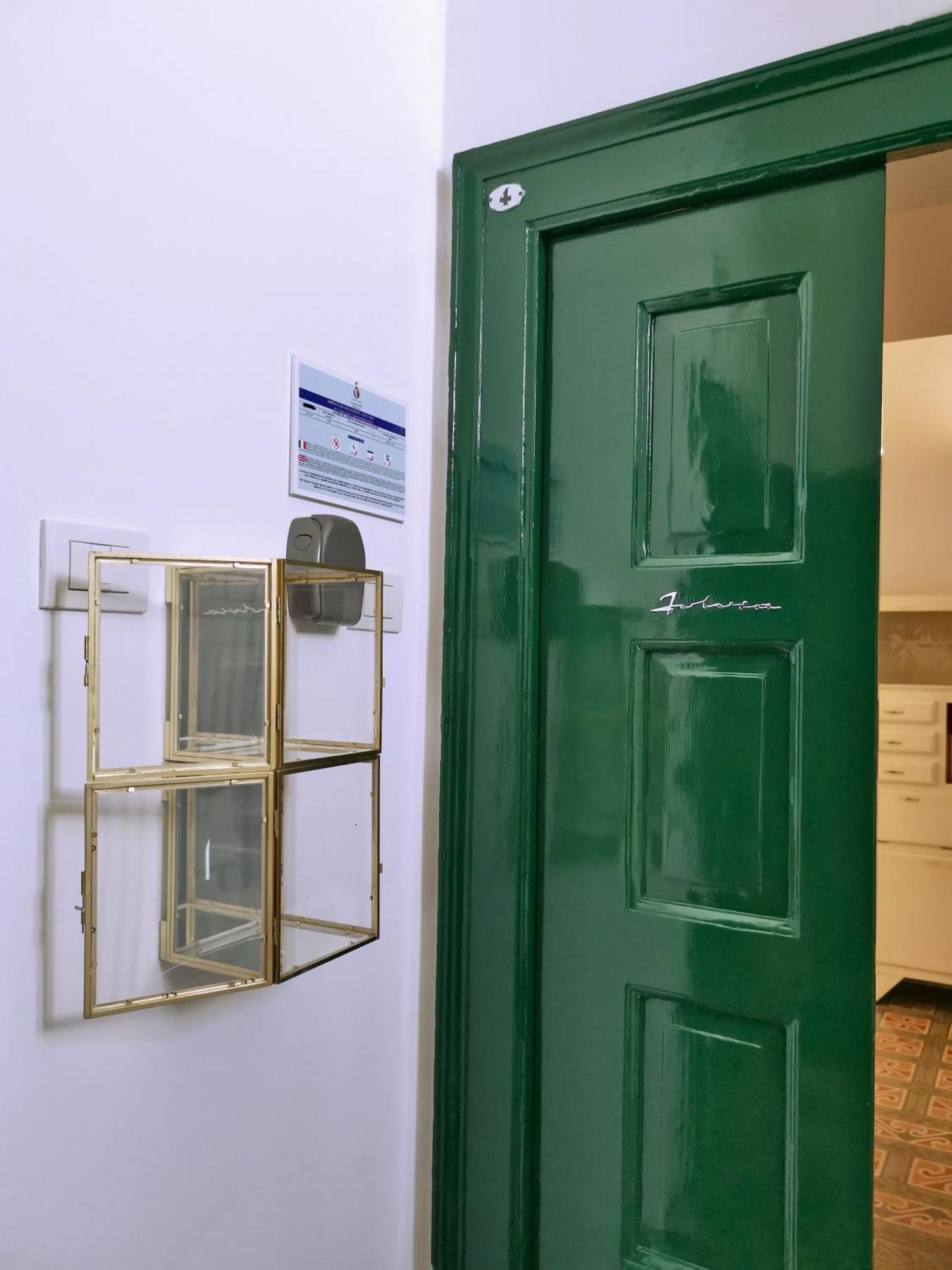 L'officina Bari