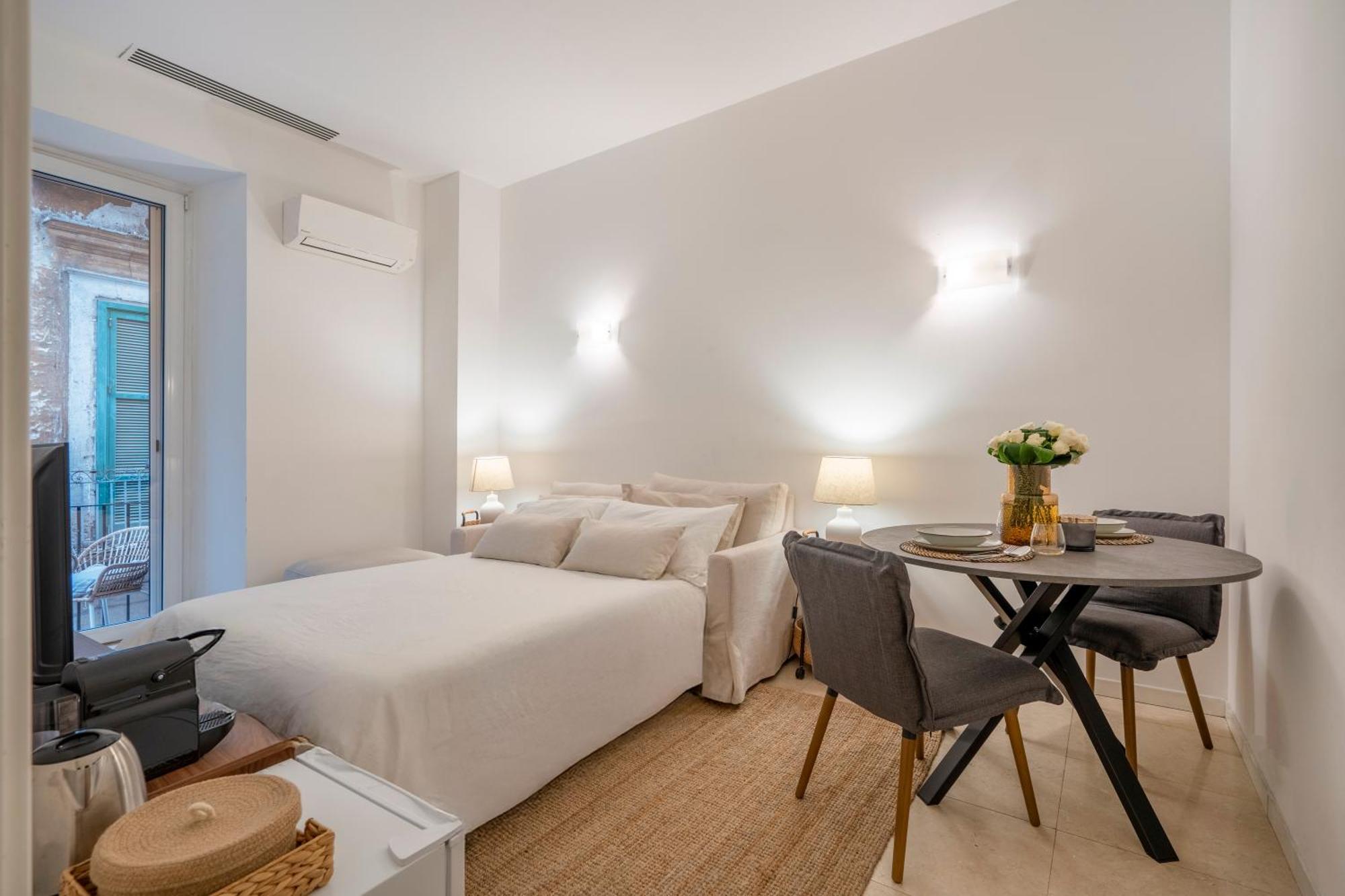 Luxury In Center * Bari