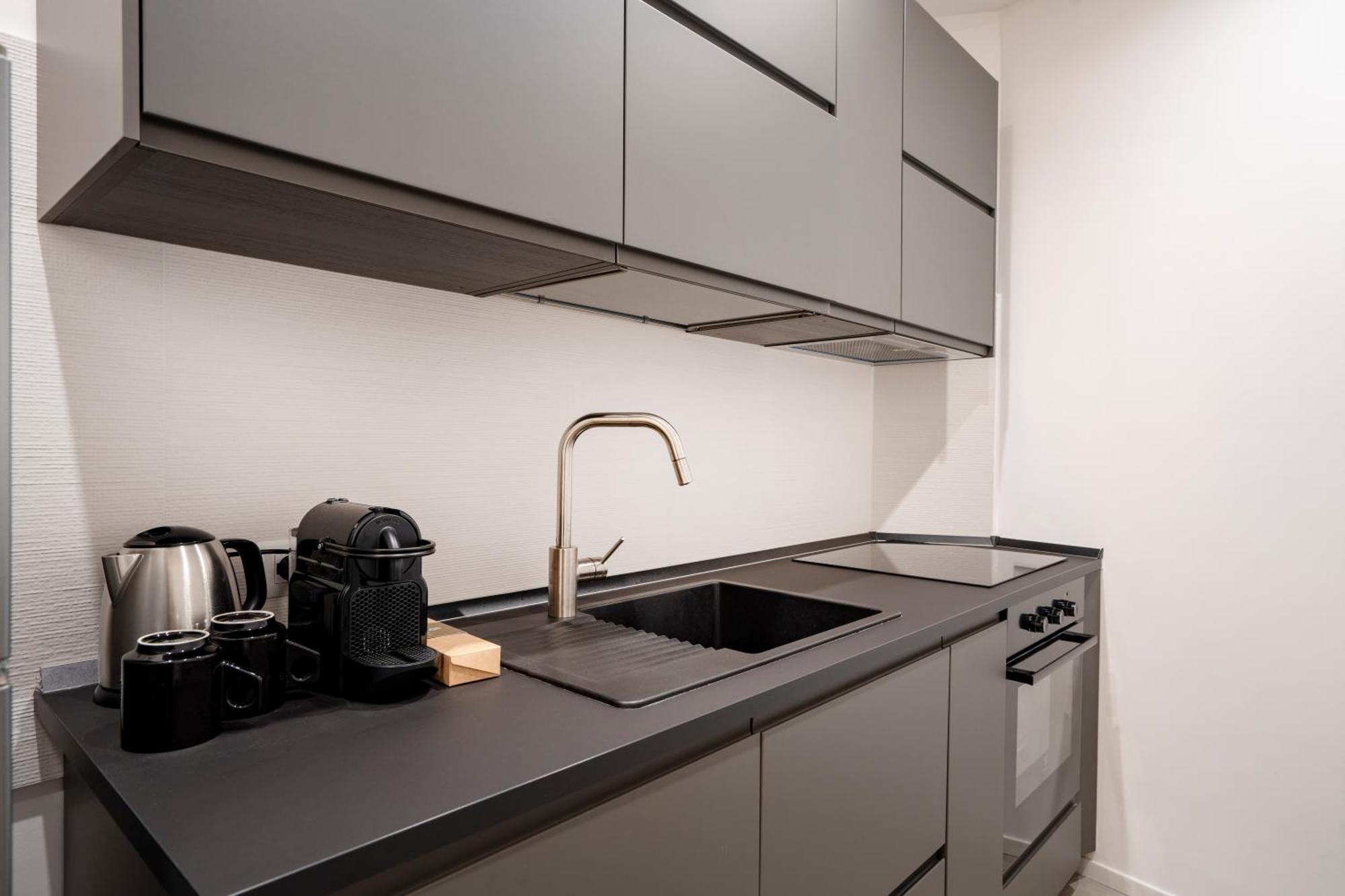 Luxury In Center Apartment Bari