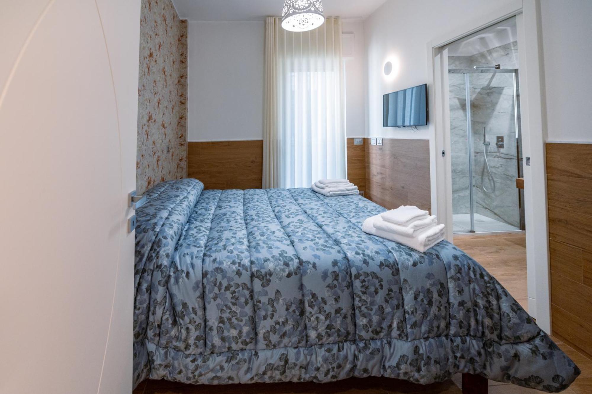 Rosamar Guest house