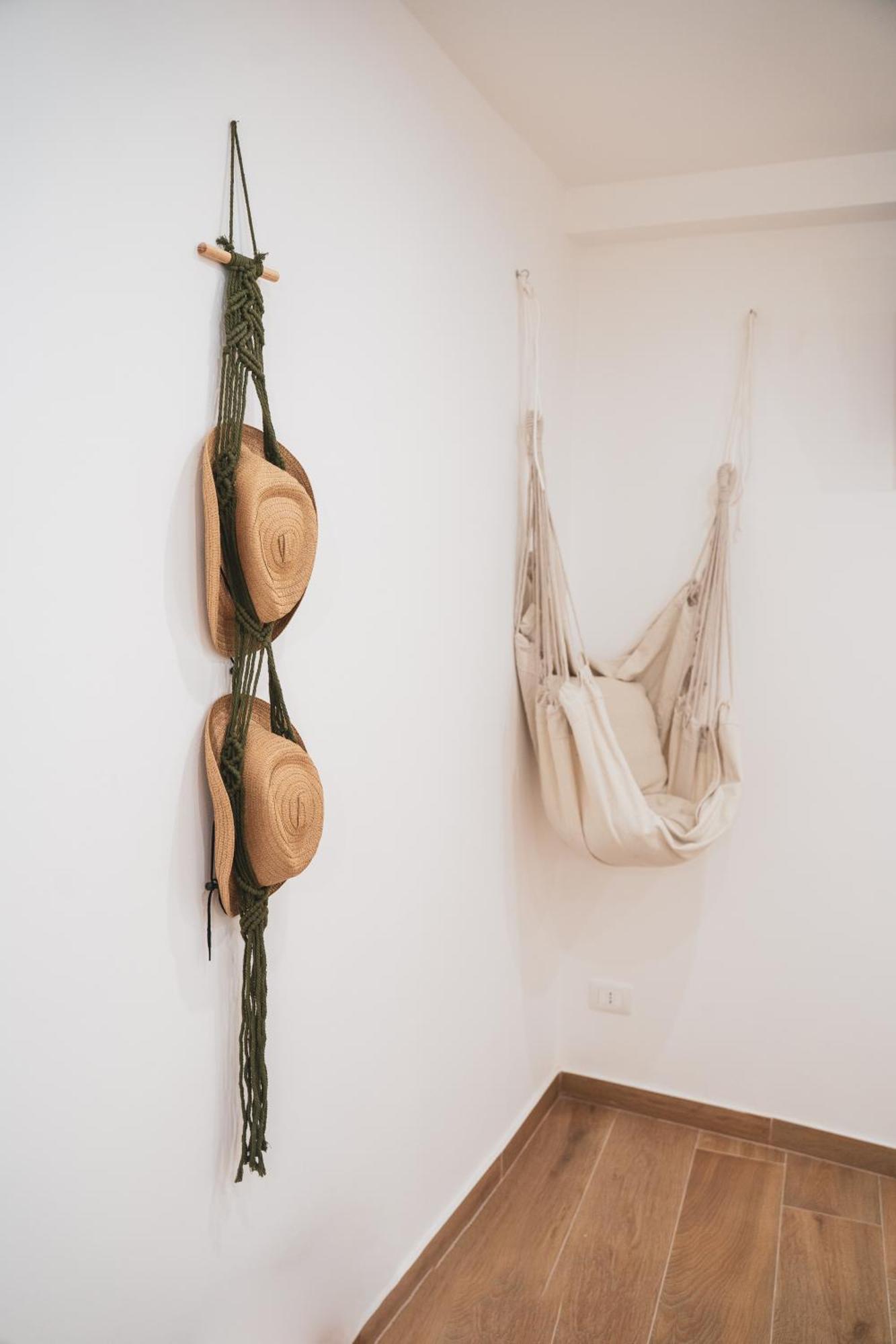 Macrame Bari