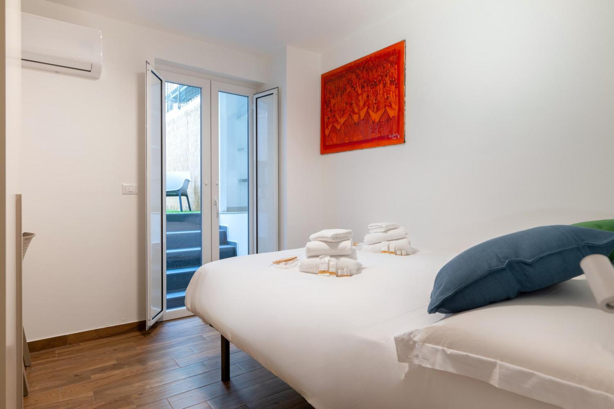 Apartman New Modern 2 Bedroom Near Policlinico Bari
