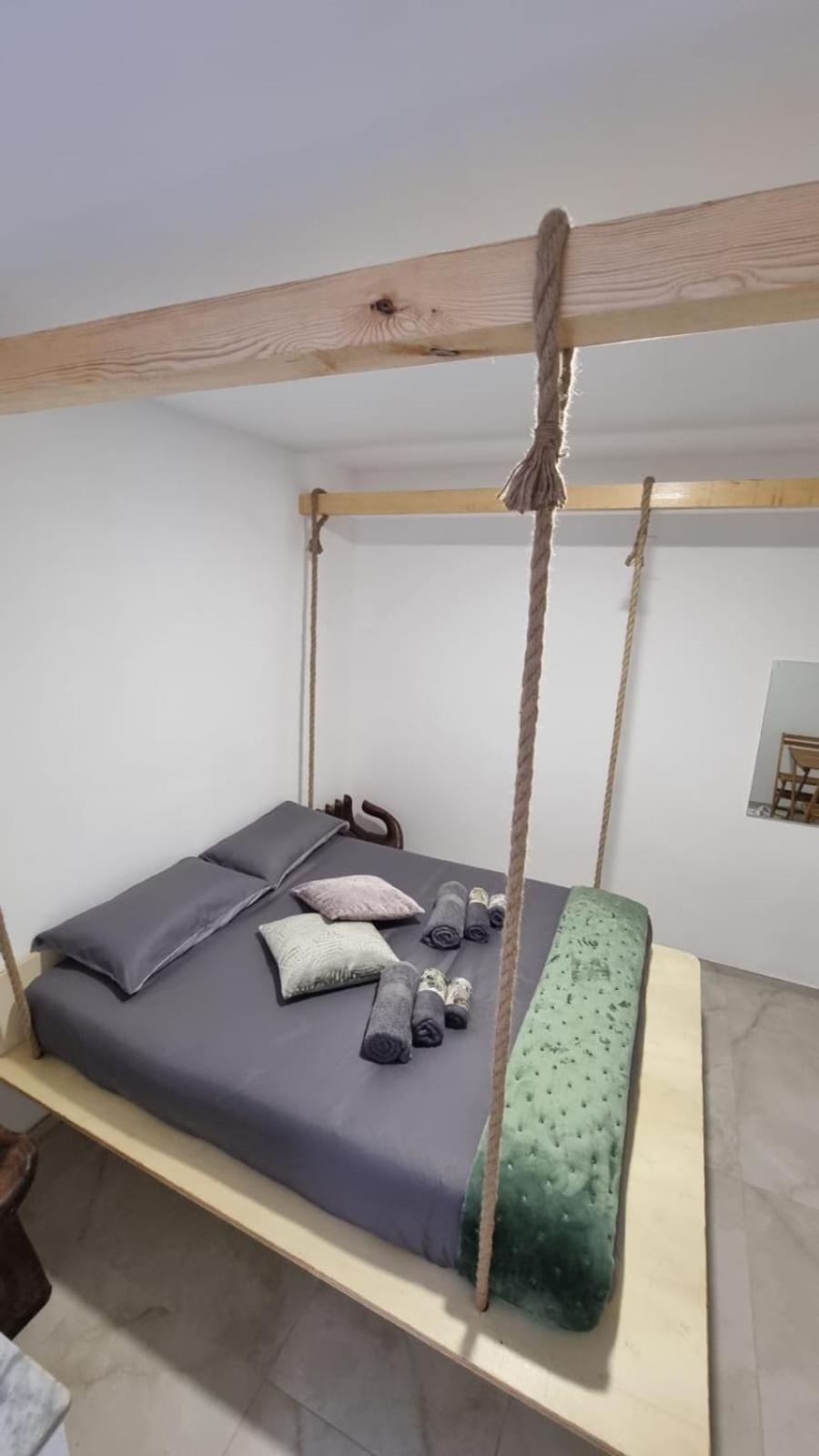 Luxury House Bed & Breakfast *