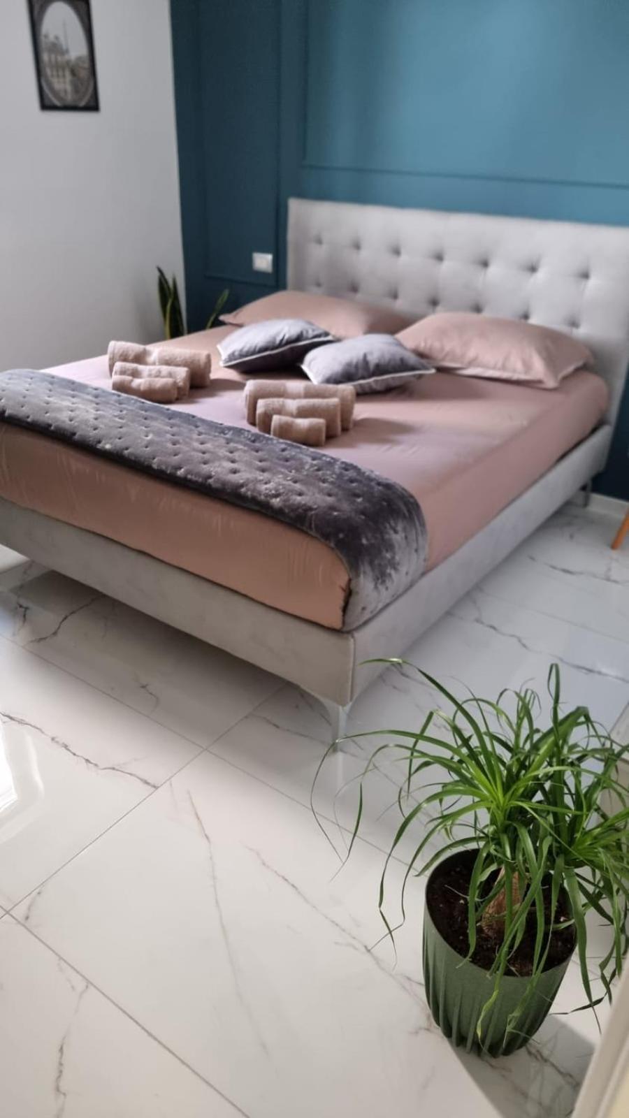 Luxury House Bed & Breakfast Bari