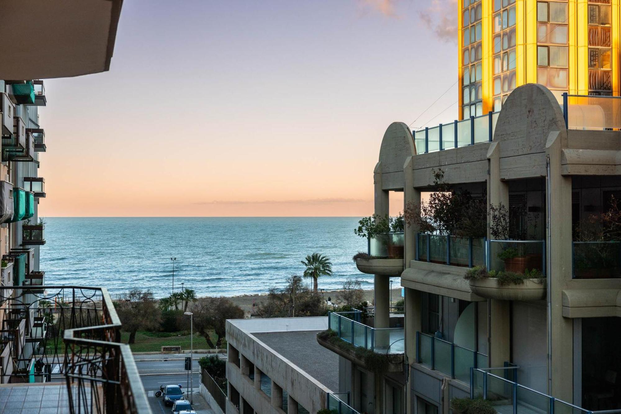 Casa Dei Visionari - Mare * Bari