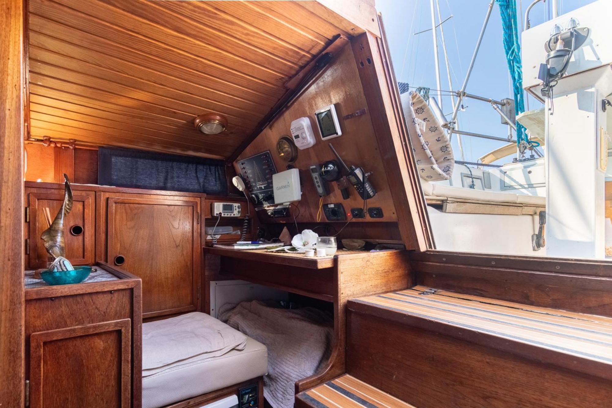 Quo Vadis Yacht *