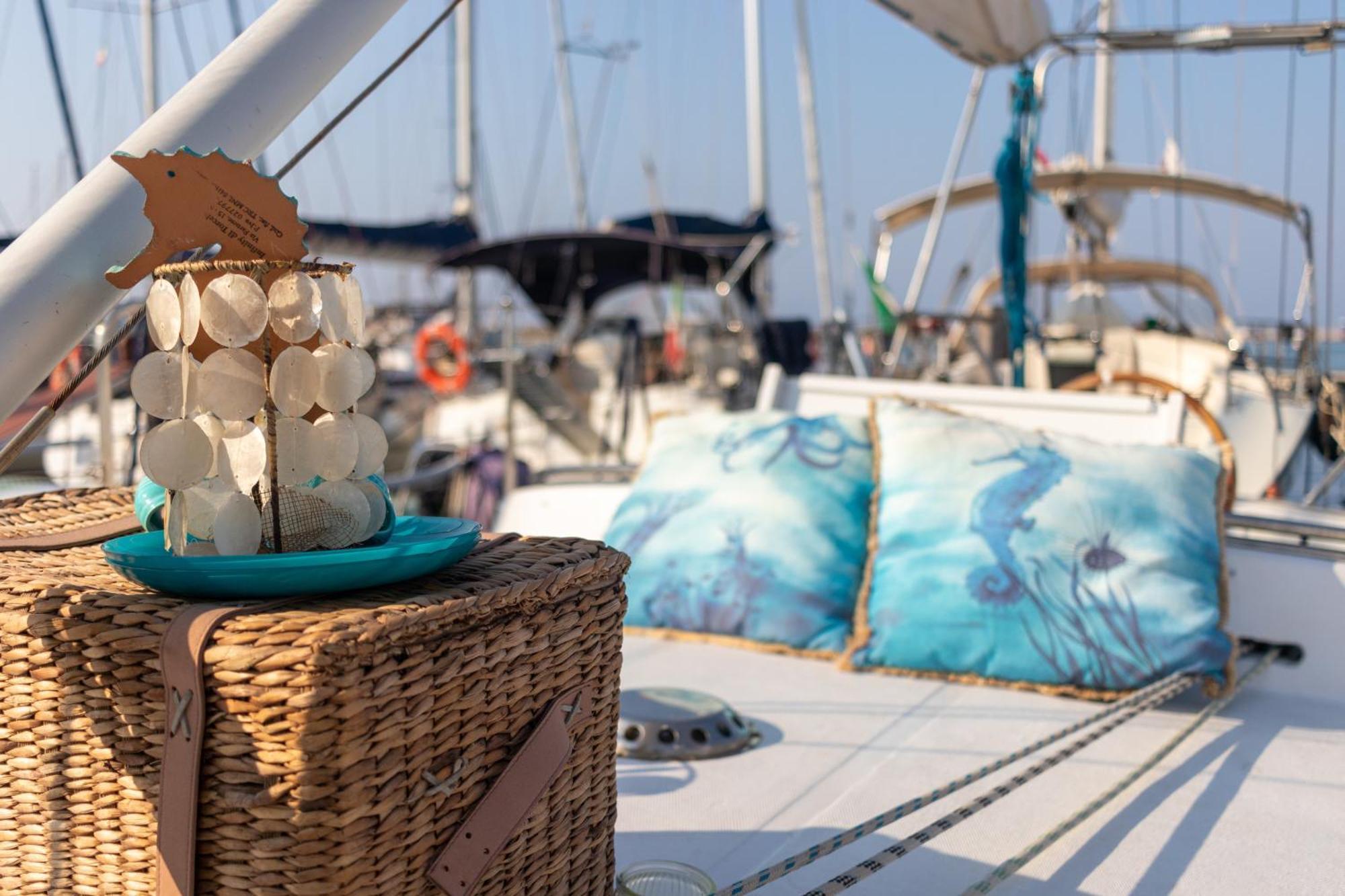 Botel Quo Vadis Yacht