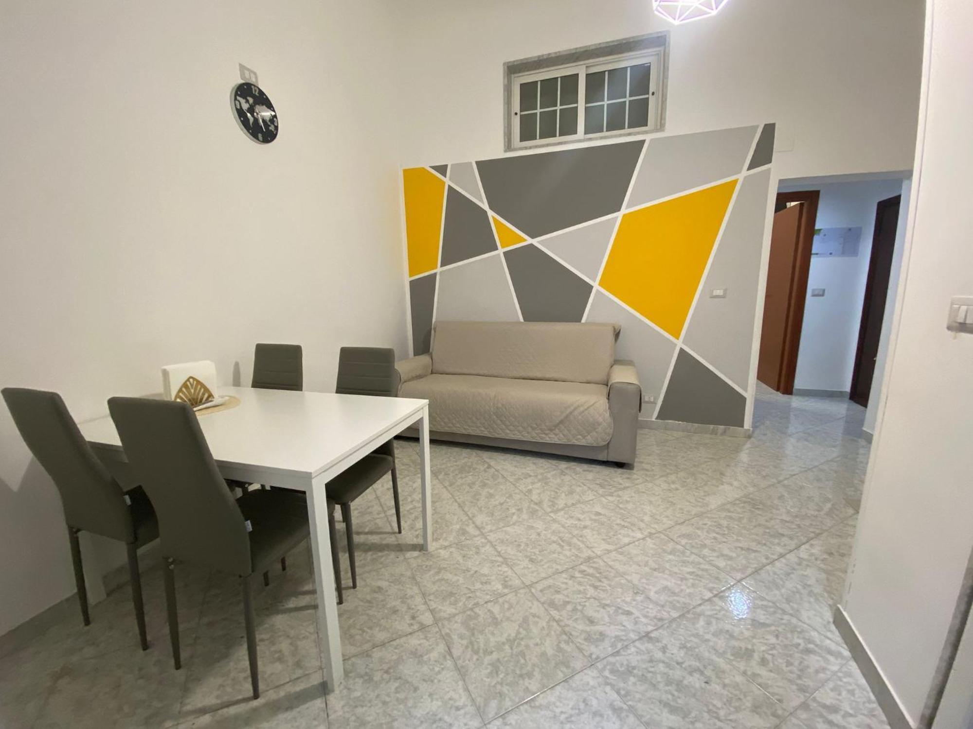 Newhouse Class Bari