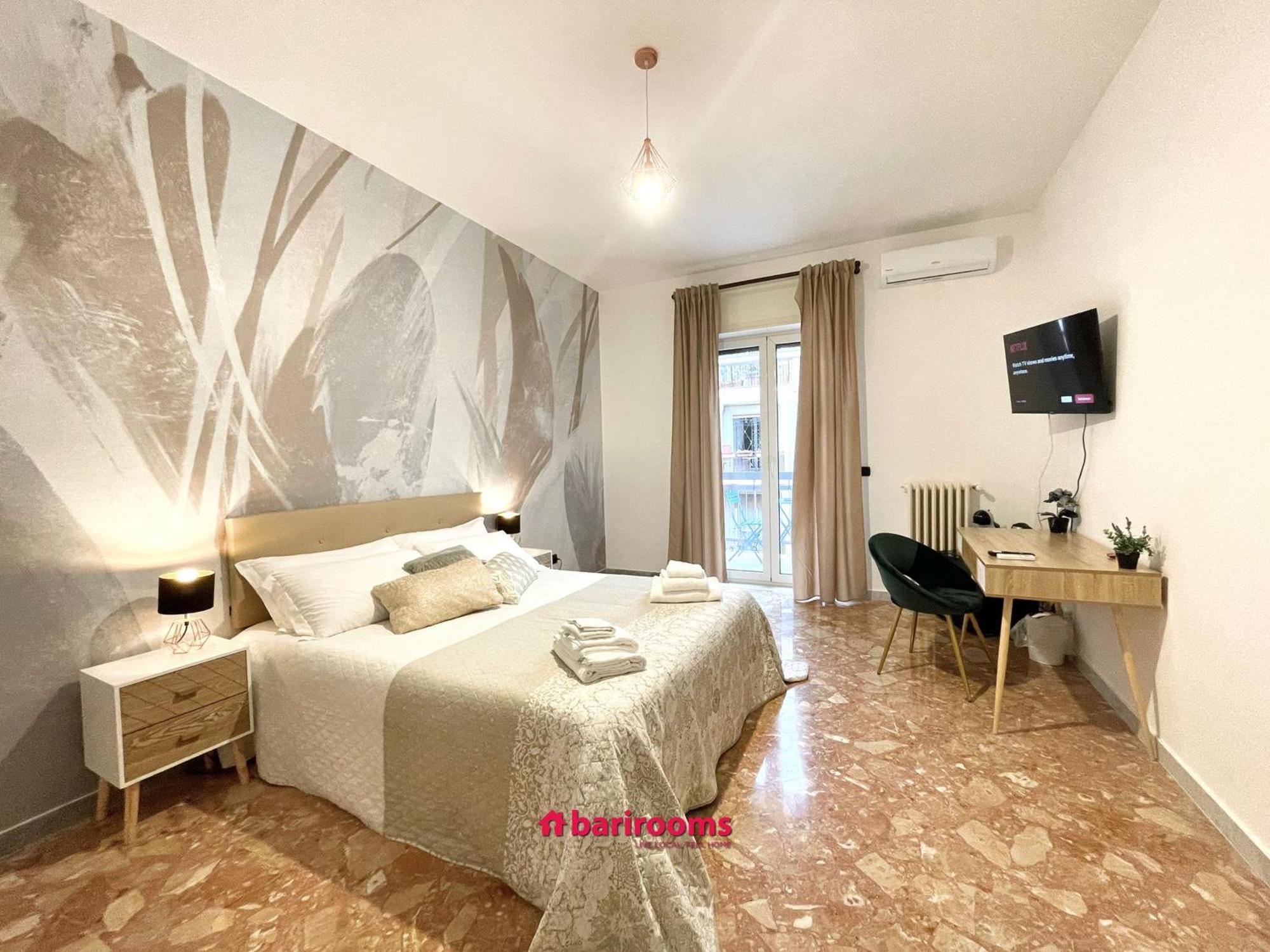 Barirooms Piccinni Guest house *