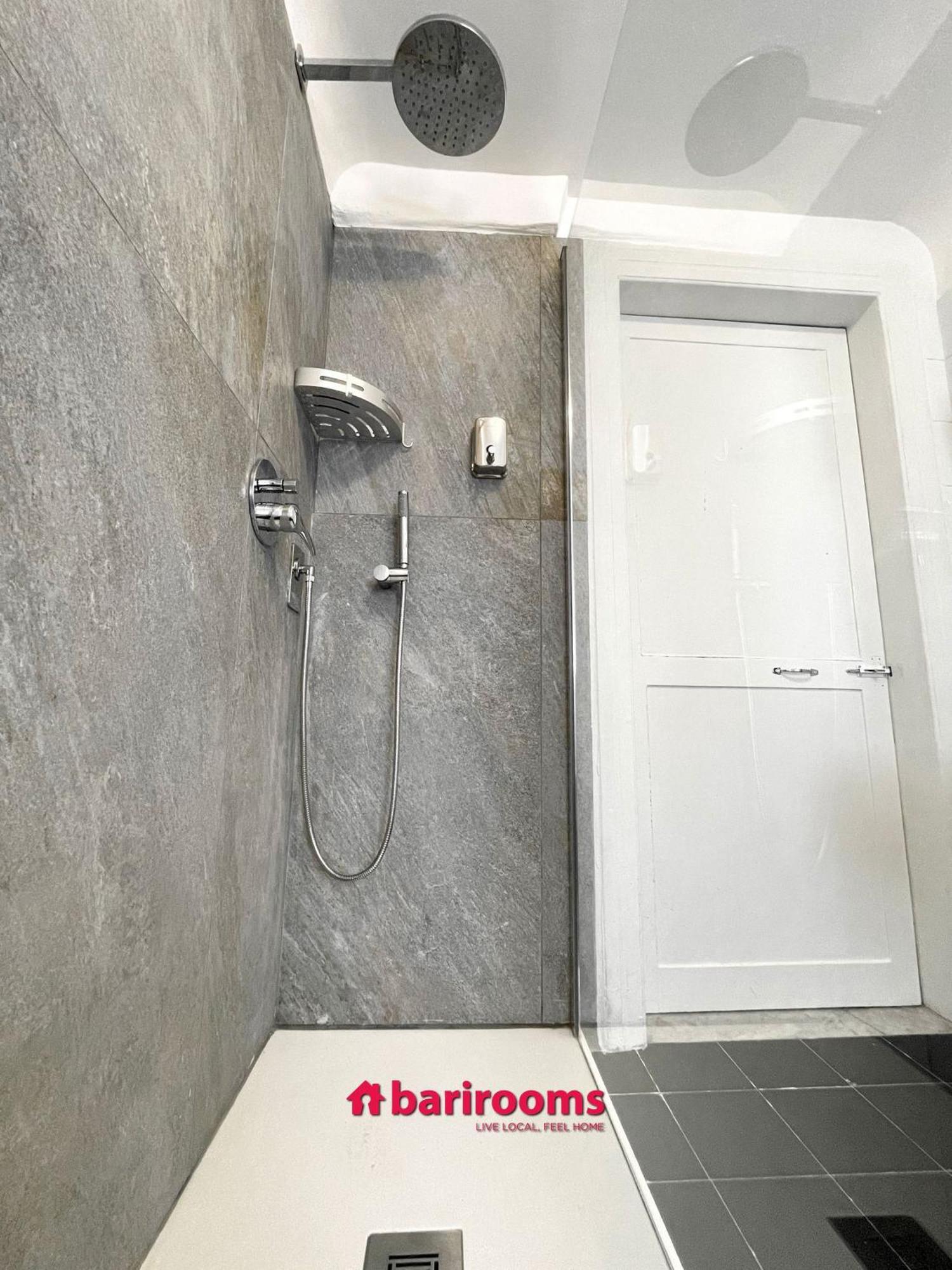 Barirooms - Imbriani 15 * Bari