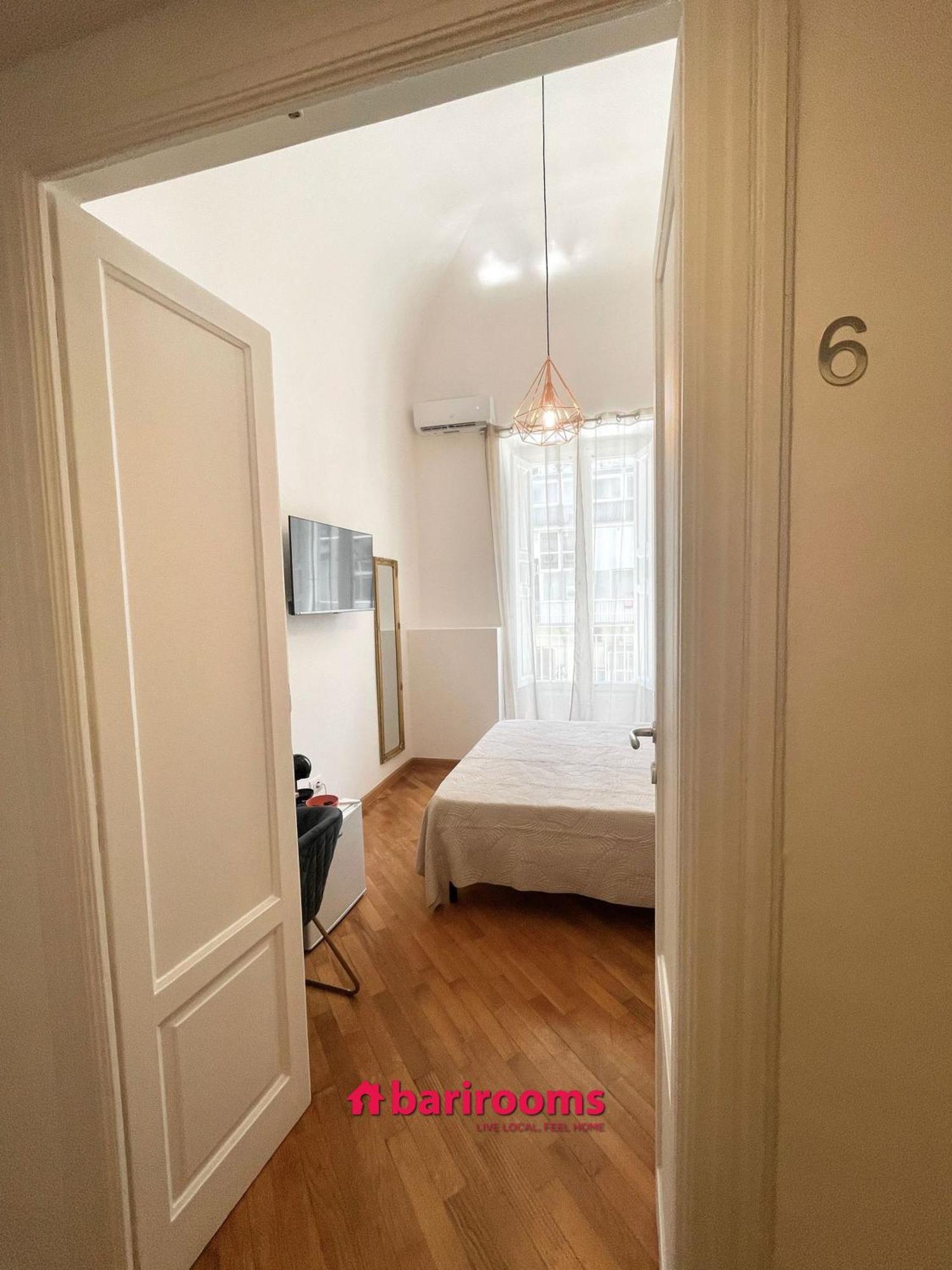 Pensjonat Barirooms - Imbriani 15 *