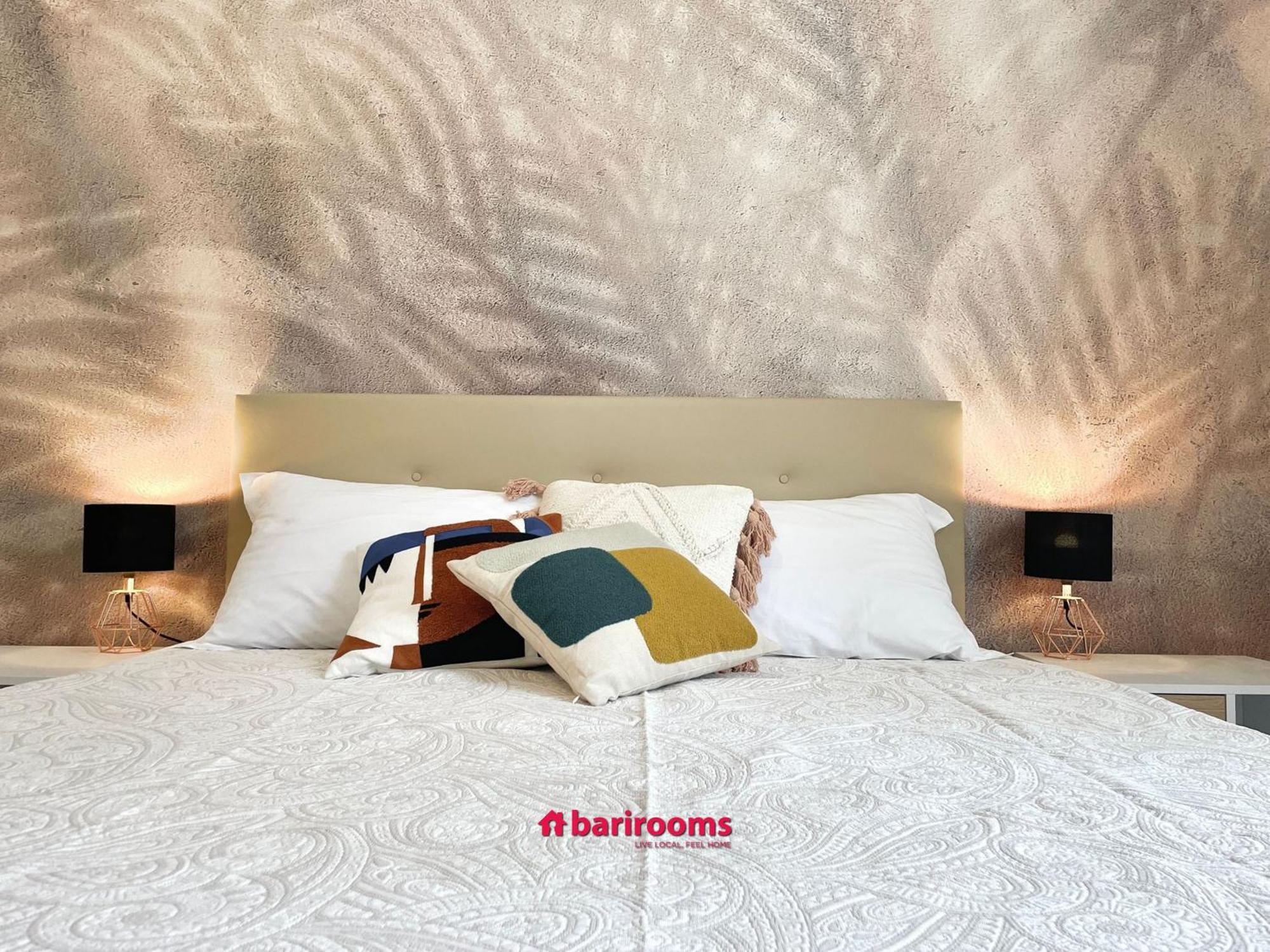 Pensjonat Barirooms - Imbriani 15 *