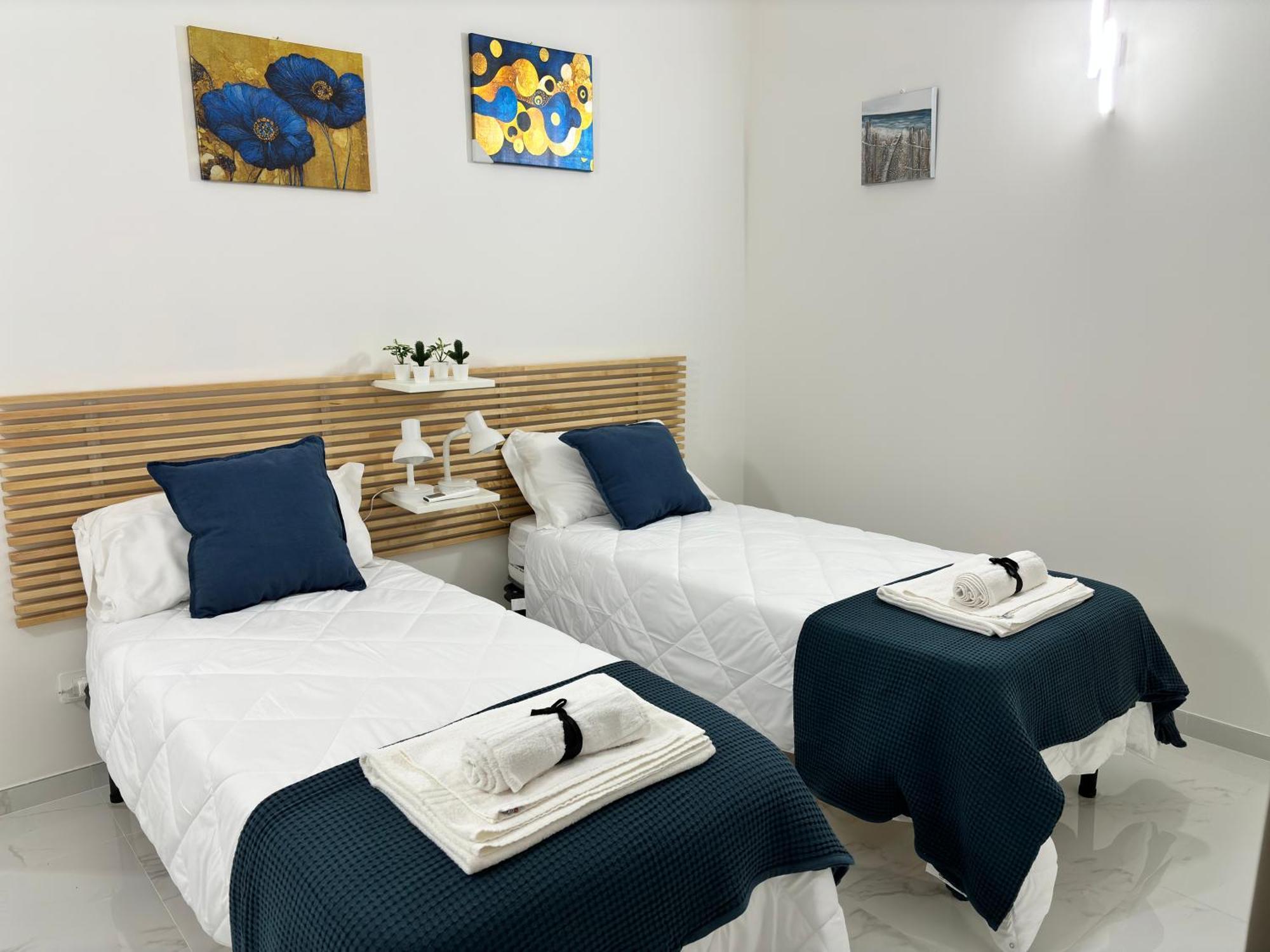 Your Home, Easy Walk To The Apartman Bari