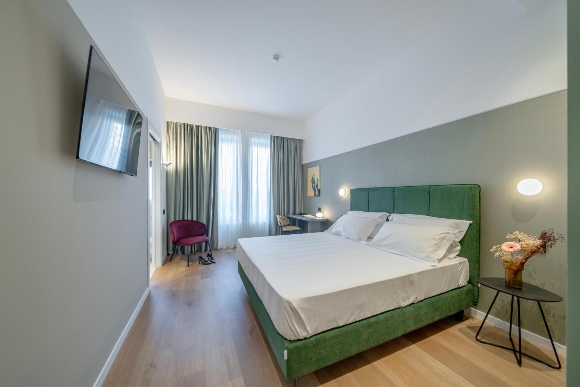 Biscardi 4* Bari