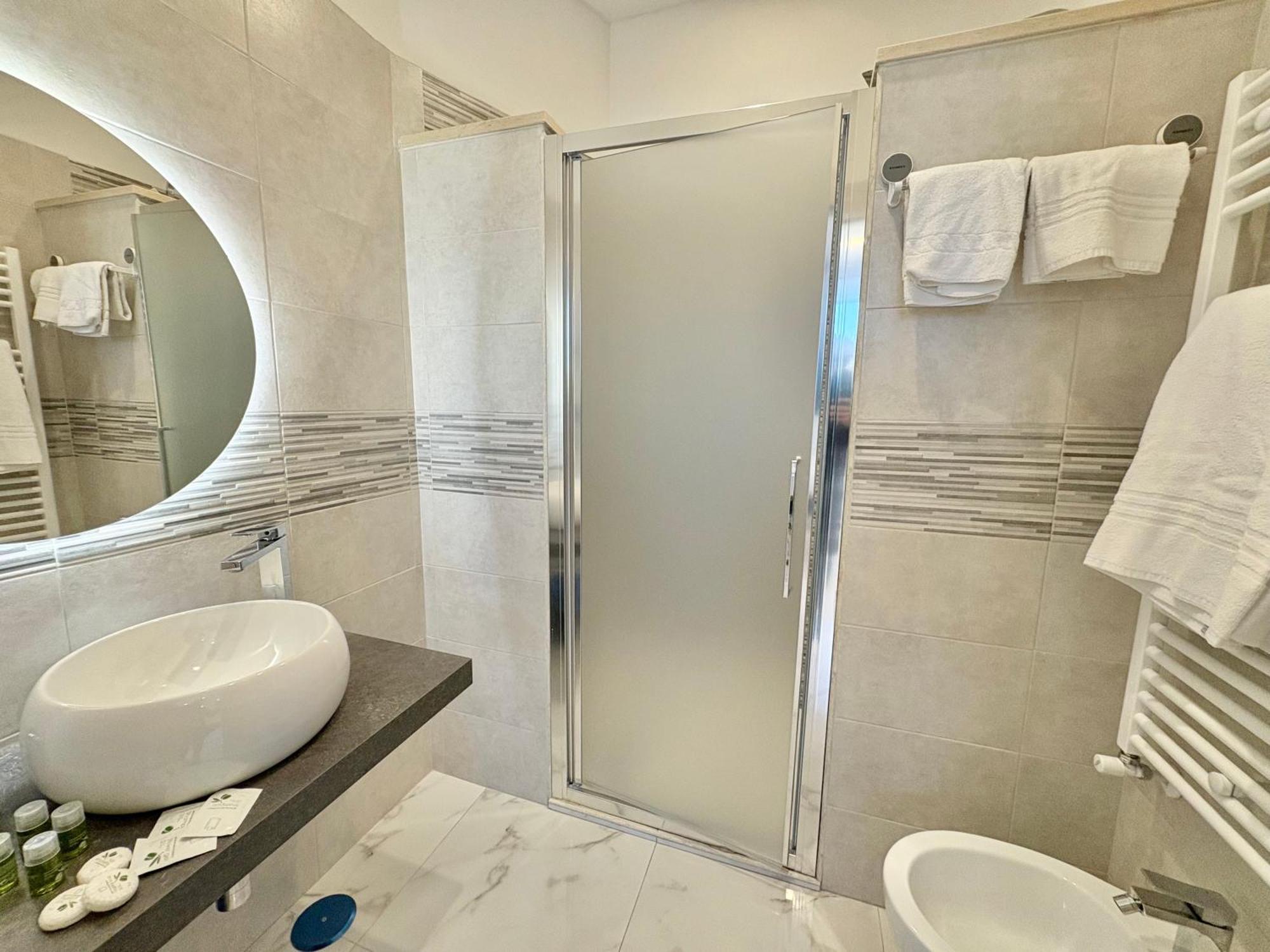Romano's Luxury * Bari