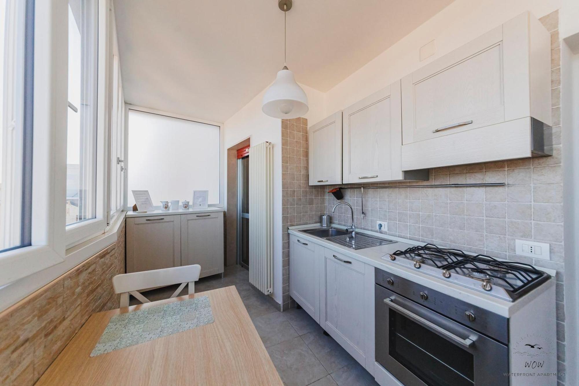 Wow Waterfront Apartment