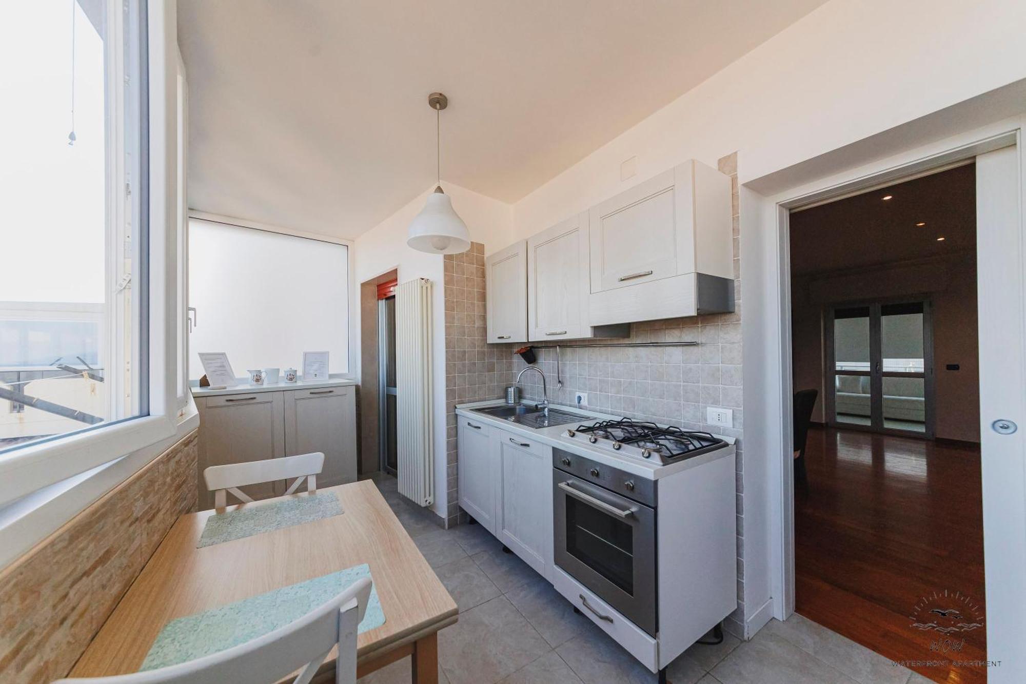 Wow Waterfront Apartment